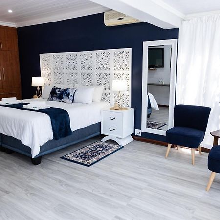 קלרקסדורפ Gemstone Guest House מראה חיצוני תמונה