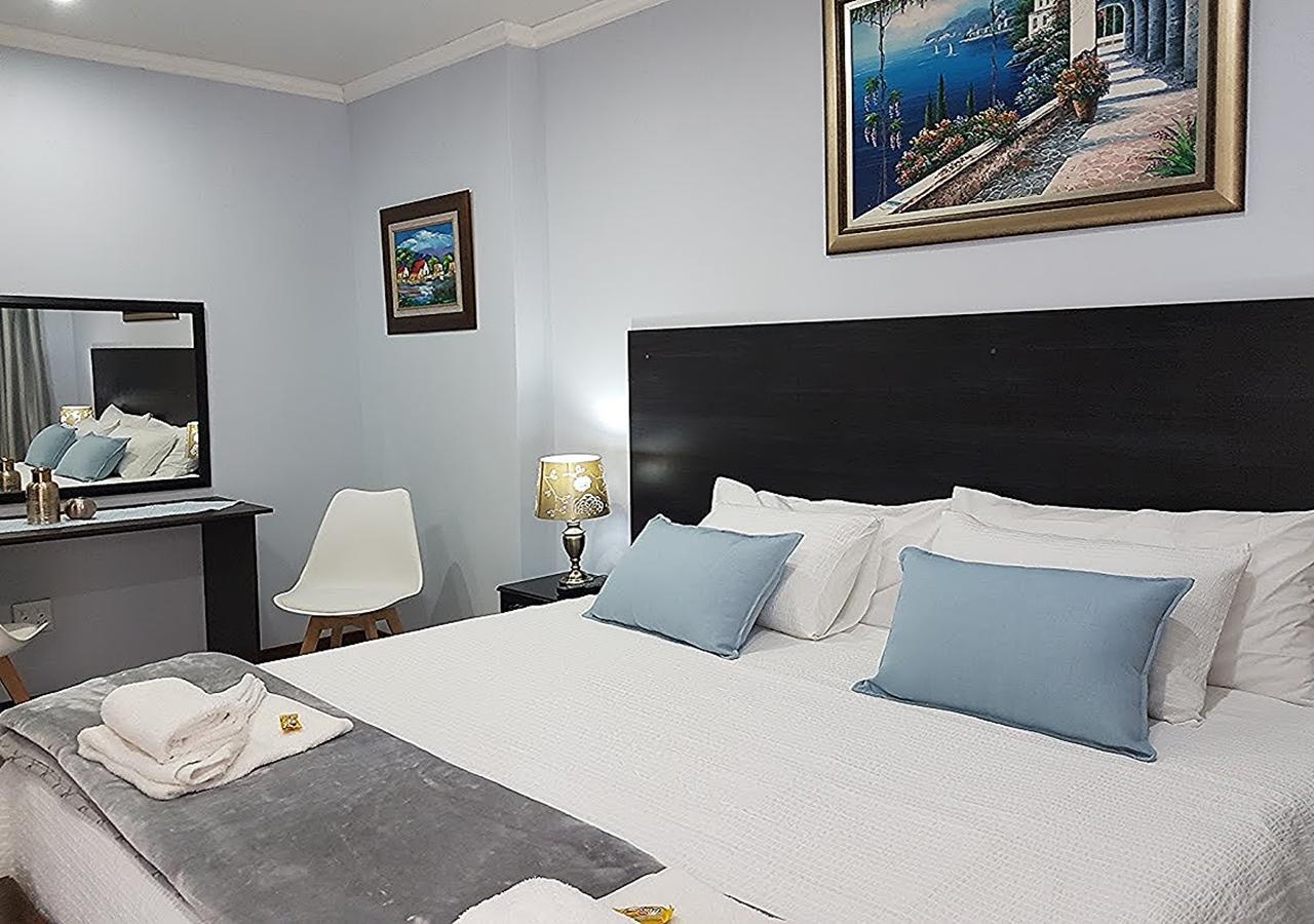 קלרקסדורפ Gemstone Guest House מראה חיצוני תמונה